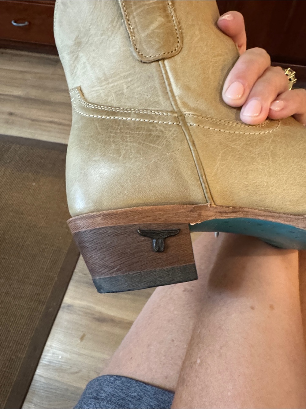 Women’s Lane Short Western Boot - Tan Leather - Picture 5 of 5